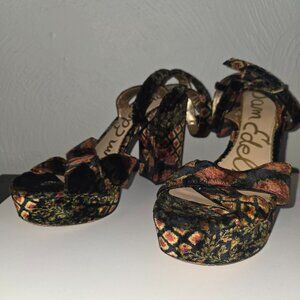 STUNNING Sam Edelman Graphic Print Reflective Velvet Chunky Platform Heels - SIZ